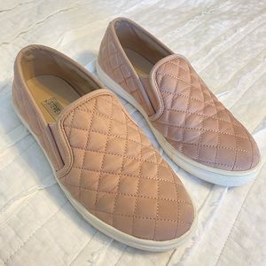 Pink Steve madden slip ons